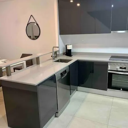 Penthouse 2-rooms With Private Jacuzzi In The Solarium